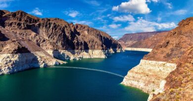 Lake Mead Water Levels Change at Rate Not Seen in Years