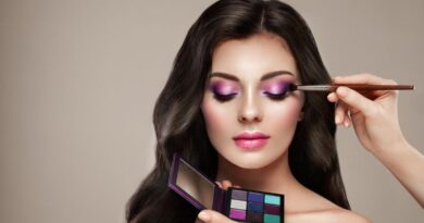 8 Eye Makeup Tips For Sensitive Eyes