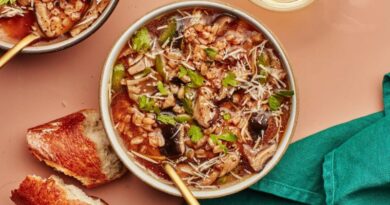 9 Cozy Winter Soups You Can Make In The Slow Cooker