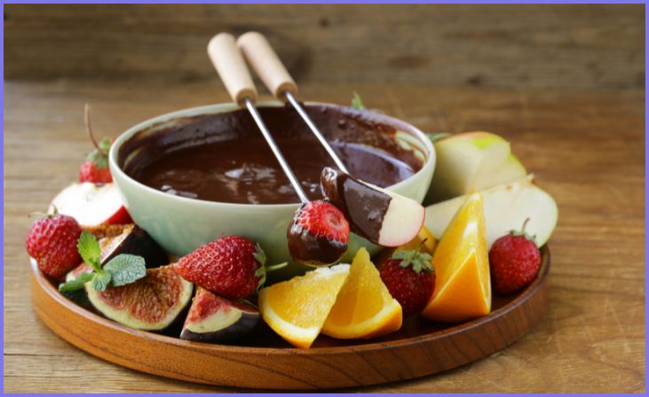 Chocolate Fondue with Fresh Fruit