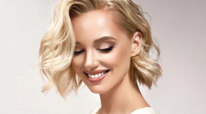 How to Style Short Hair: 7 Best & Easiest Ways